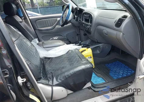 2003 Toyota Sequoia Limited V8 from USA, damaged, VIN 5TDBT48A43S171811